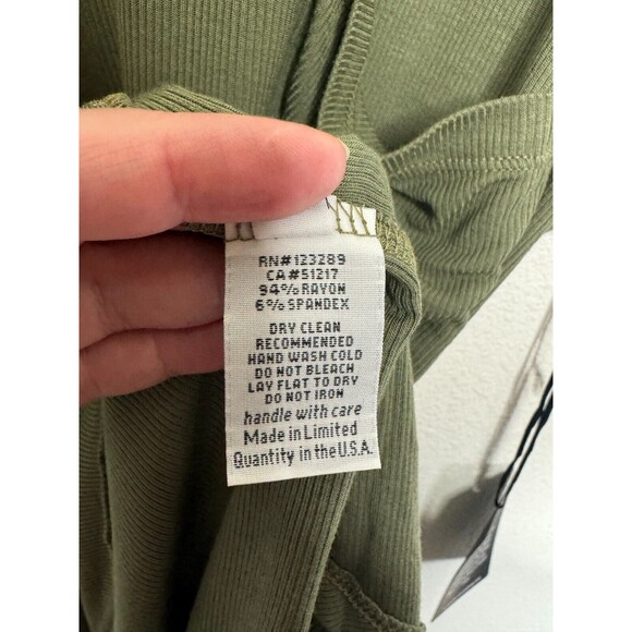 Michael Lauren Medium Revolve Ribbed Oversized Shirt Olive Green V-Neck NWT - Picture 8 of 9